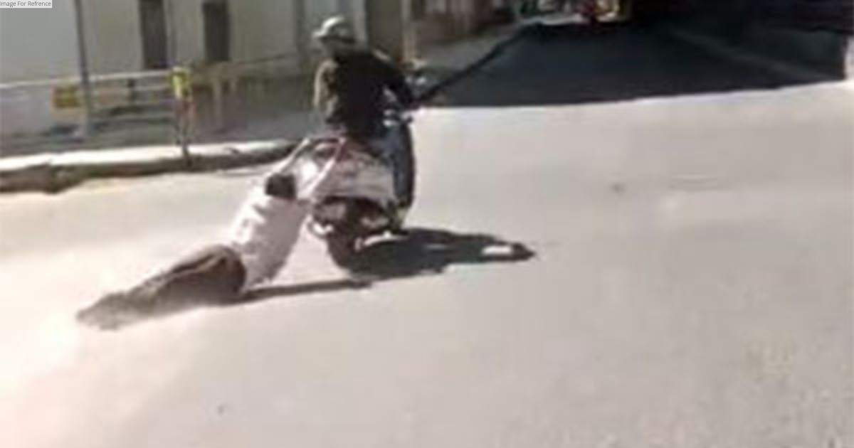 Elderly man dragged by scooter on Bengaluru street